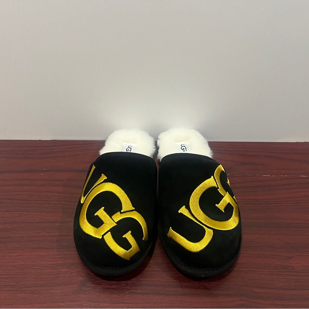 Ugg, Scuff logo Slipper, 1101324, Black & Gold